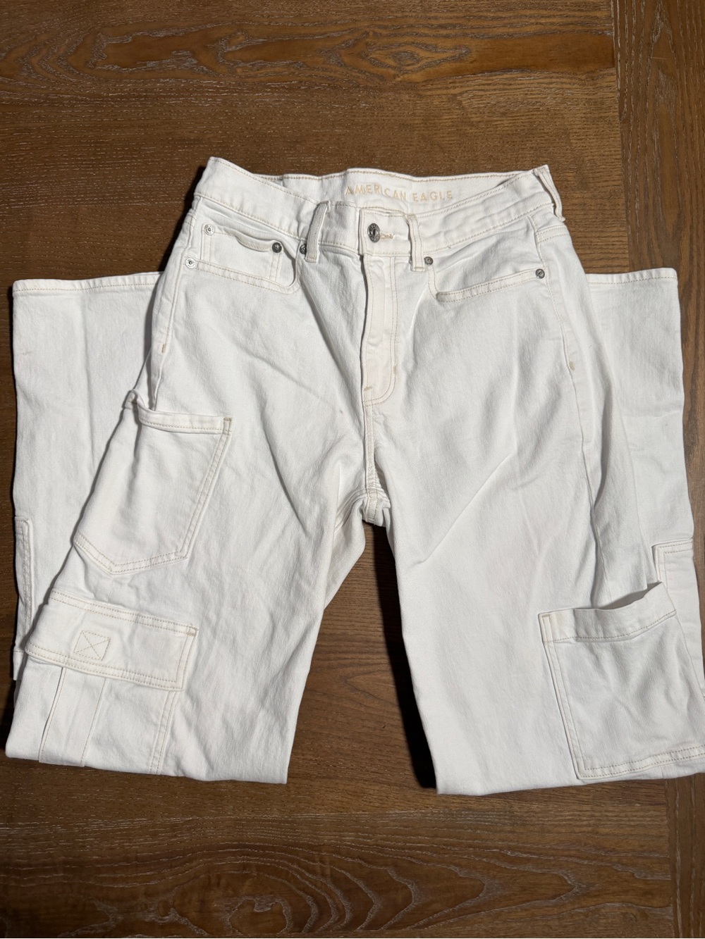 American Eagle White/Cream Denim Jeans Womenโs